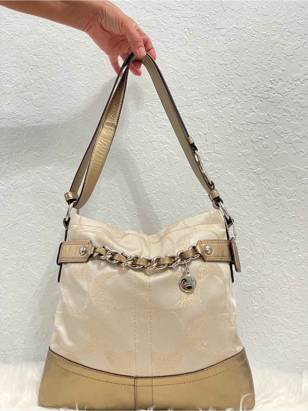 Vintage Coach Cream & Gold Shoulder Bag